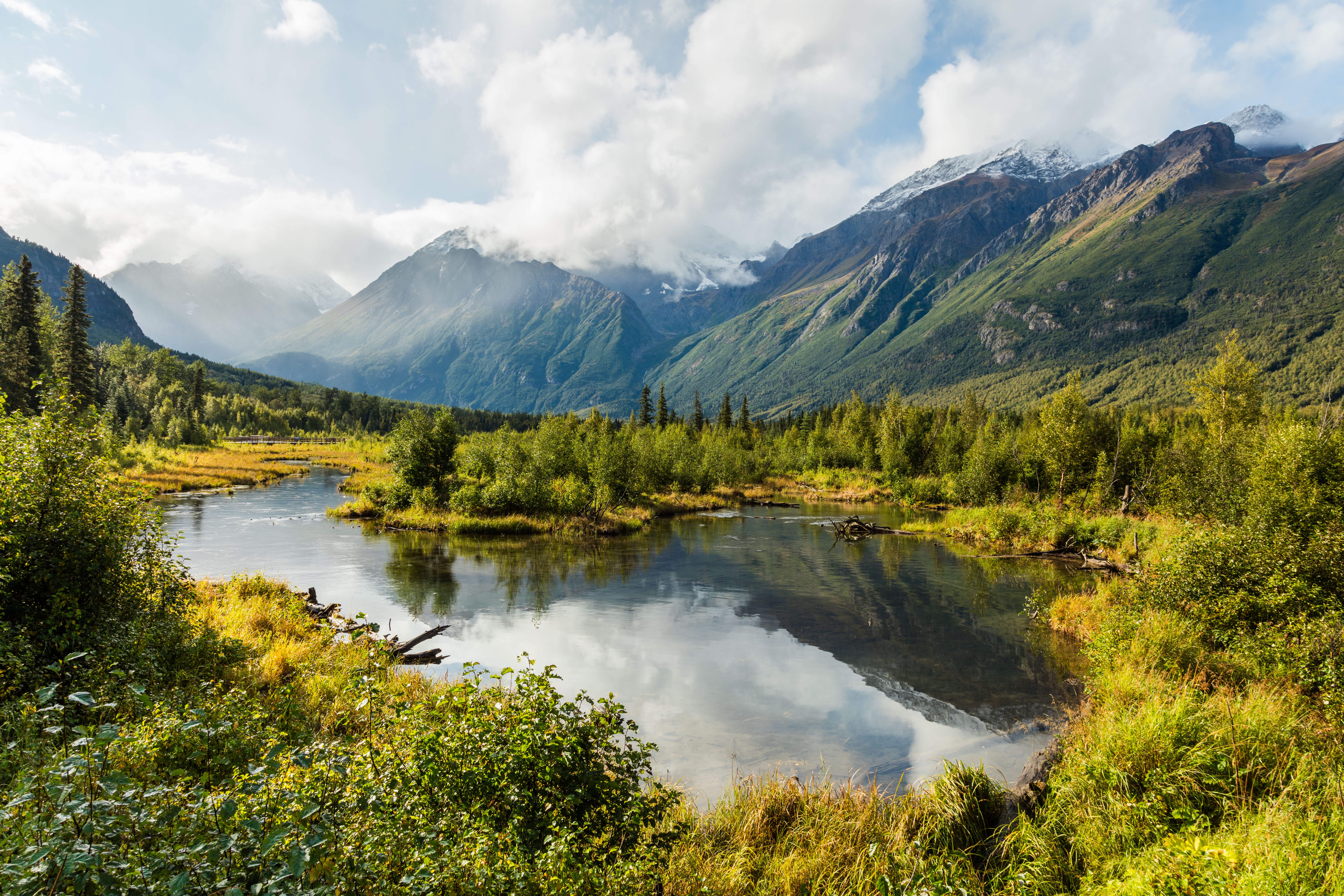 Photo of Alaska. (By Diego Delso, CC BY-SA 4.0, https://commons.wikimedia.org/w/index.php?curid=69468045)