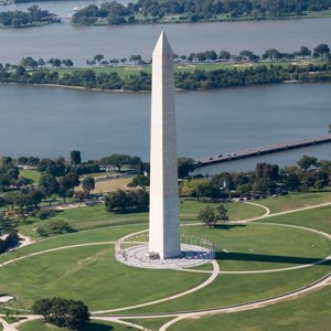 Washington Monument Gets Struck By Lightning, Closed Down For Repairs