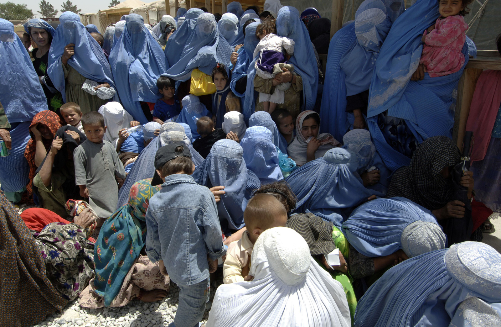 EXCLUSIVE: Private Afghanistan Evacuation Team Criticizes Biden Administration Officials Who ‘Did Absolutely Nothing’ To Help Girls Escape Taliban