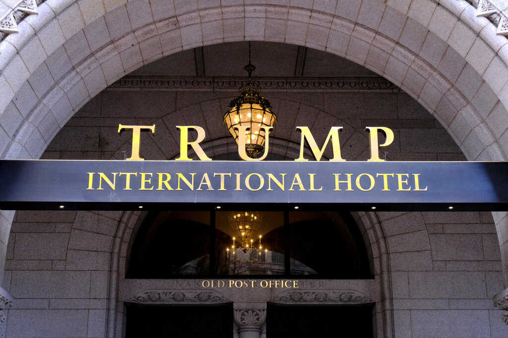 Trump To Sell DC Hotel Lease For $375 Million