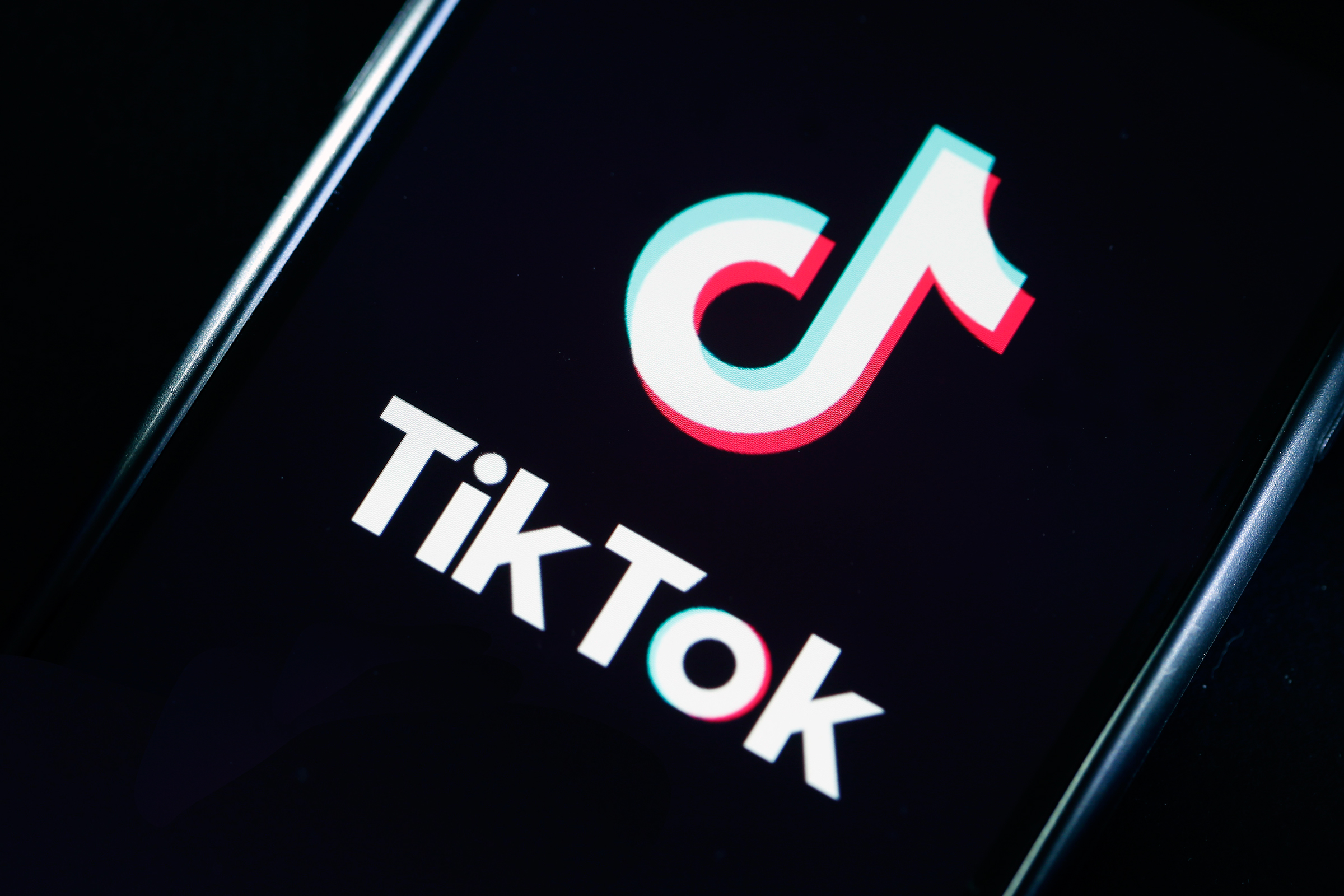 Is CCP-Linked TikTok Influencing American Youth To Be Anti-Israel?