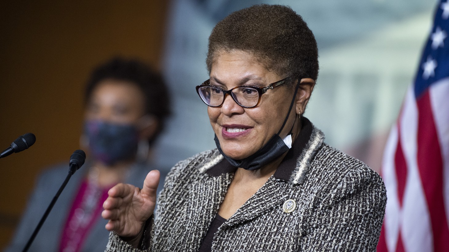 Soft-On-Crime LA Mayoral Candidate Making Massive Gains Among White Liberals: POLL