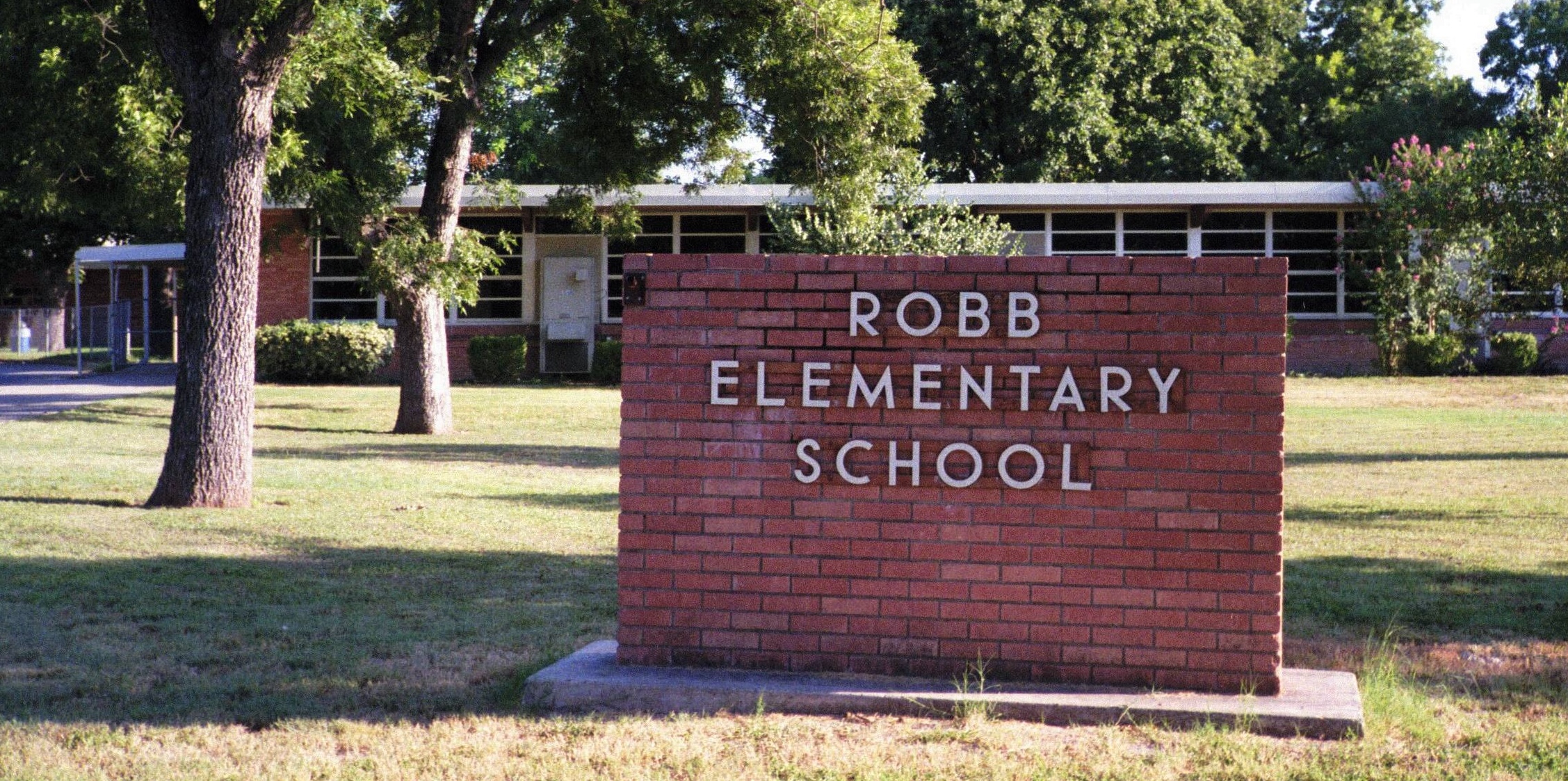 ‘How Dare You? You Were Paid By Them!’: Prayers Turn Into Anger As Investigator Clears Uvalde Officers Of Wrongdoing