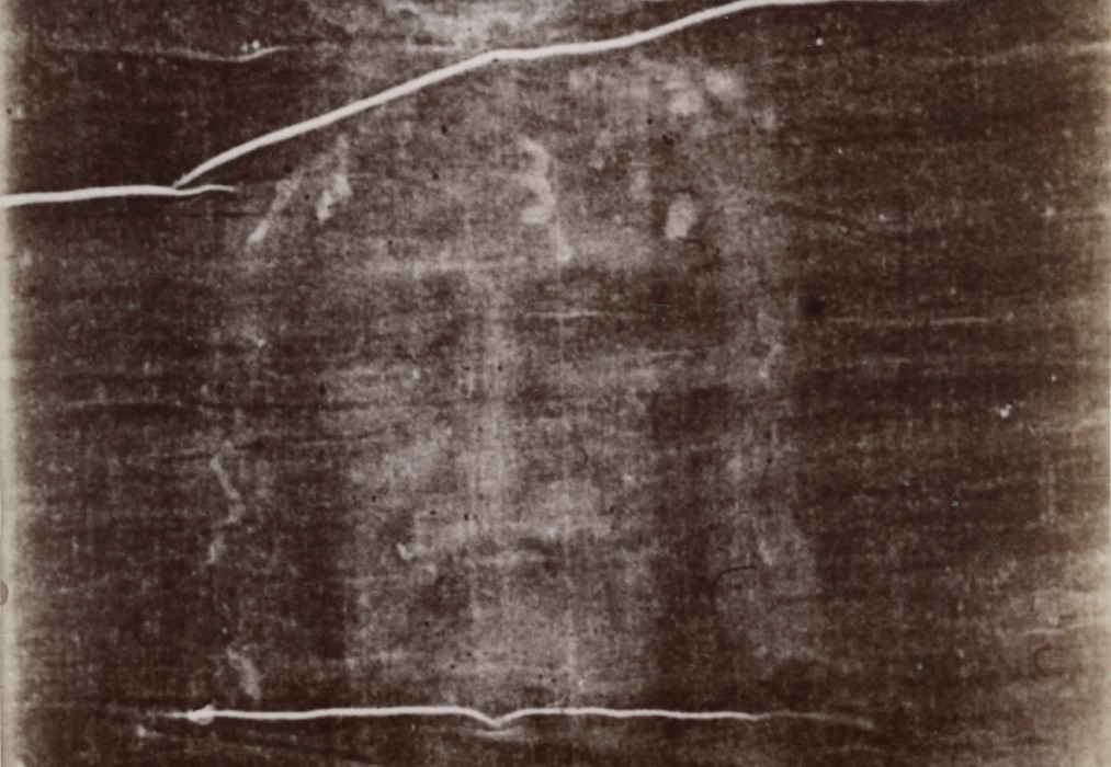 KEVIN MOONEY: The Shroud Face To Face: New Investigation Points To Authenticity Of Shroud Of Turin, Filmmaker Says