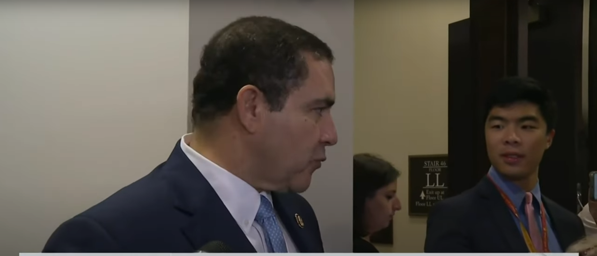 Dem Rep Rips Nonprofit For Allegedly Using Taxpayer Funds To Fly Migrants Around US