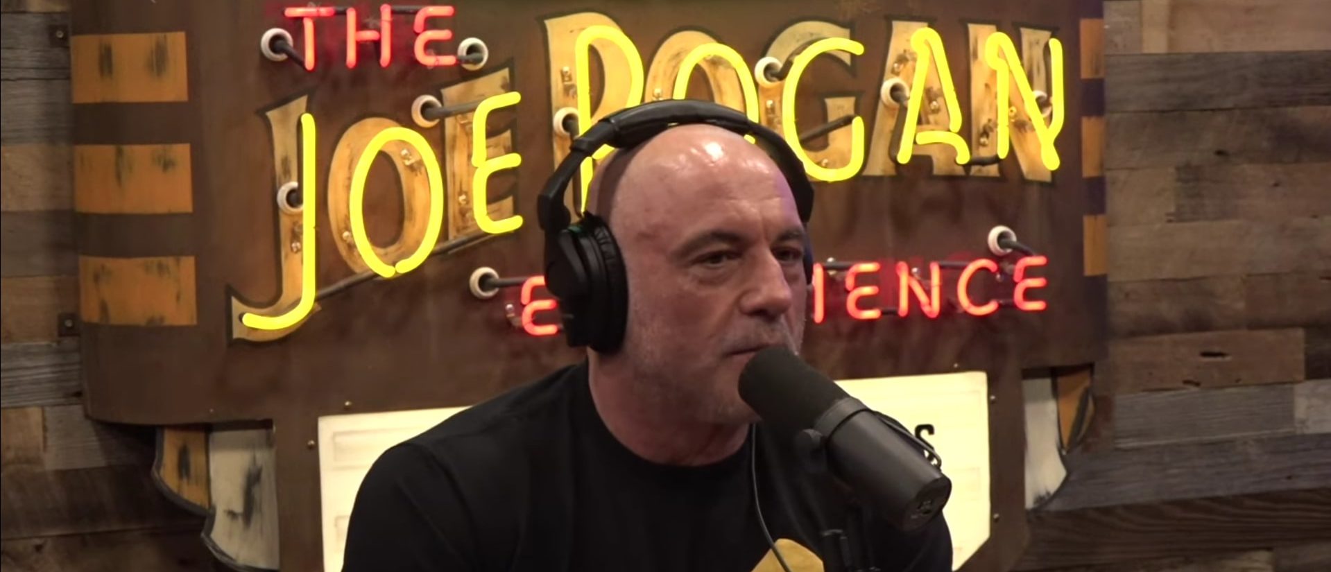 Joe Rogan Rips Into Bill Gates Over COVID Profits, Claims Vaccine Push Ruined Millions Of Lives