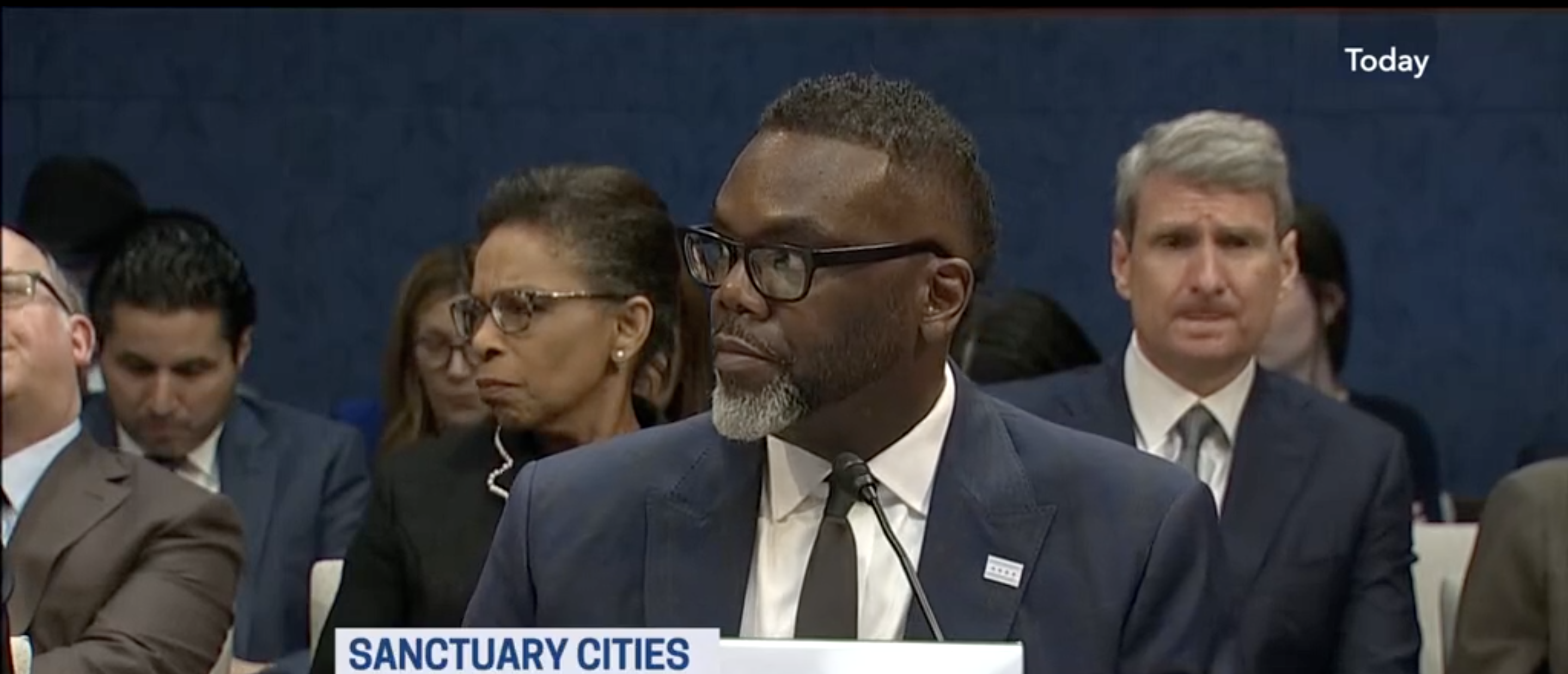 DOJ Probing Chicago Over Potentially Discriminatory Hiring Practices