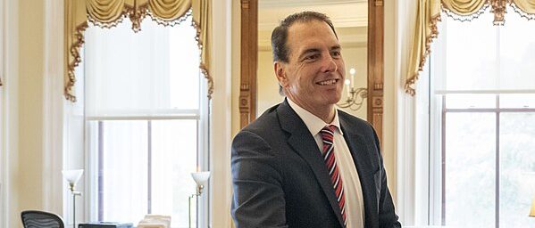 DHSgov, Public domain, via Wikimedia Commons