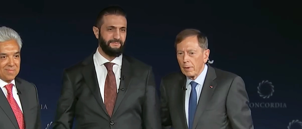 Ahmed al-Sharaa and David Petraeus