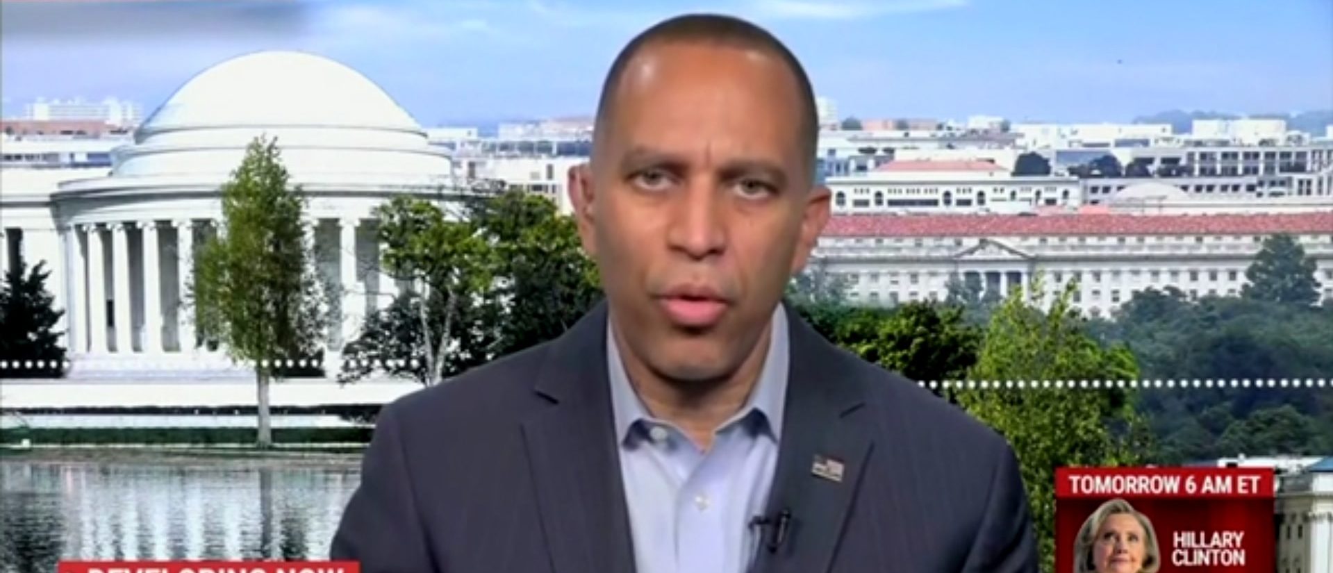 Hakeem Jeffries Claims 'Americans Have Concluded' Trump 'Has No Interest In Making Their Lives Better' (Screenshot/MSNBC)