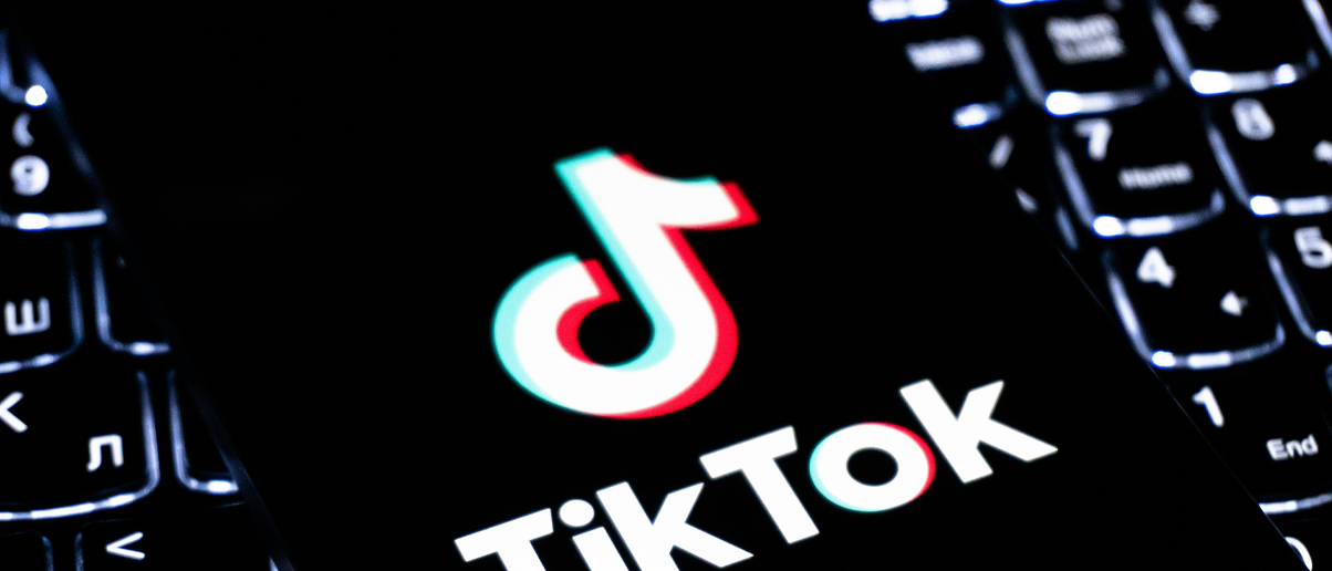 Trump Again Delays TikTok Ban While Thousands Of Users Celebrate Charlie Kirk Assassination