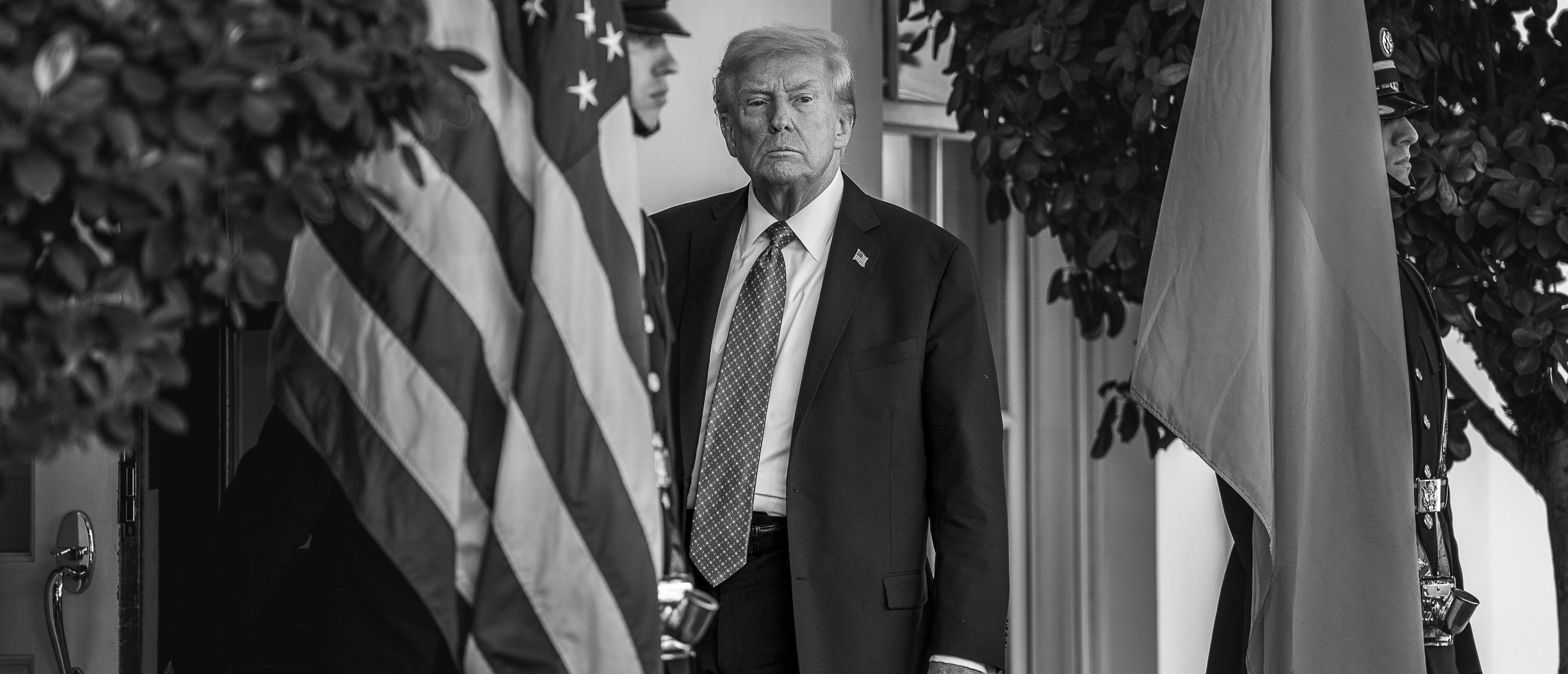 President Donald Trump greets Ukrainian President Volodymyr Zelenskyy at the West Wing Lobby entrance of the White House, Friday, October 17, 2025. (Official White House Photo by Juliana Luz)