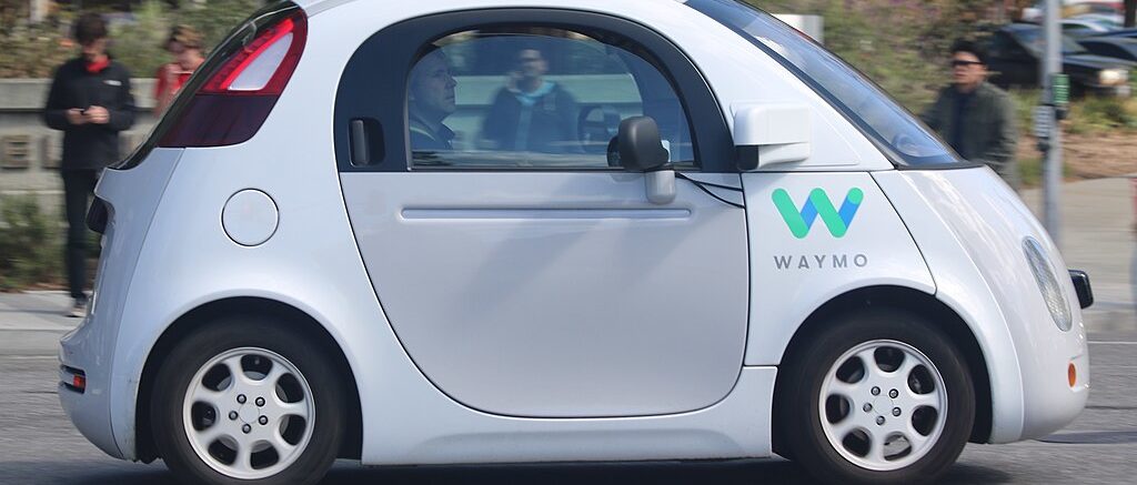 Self-Driving Cars In ‘Difficult Driving Situations’ Are Guided By Random Filipinos Overseas, Company Confirms