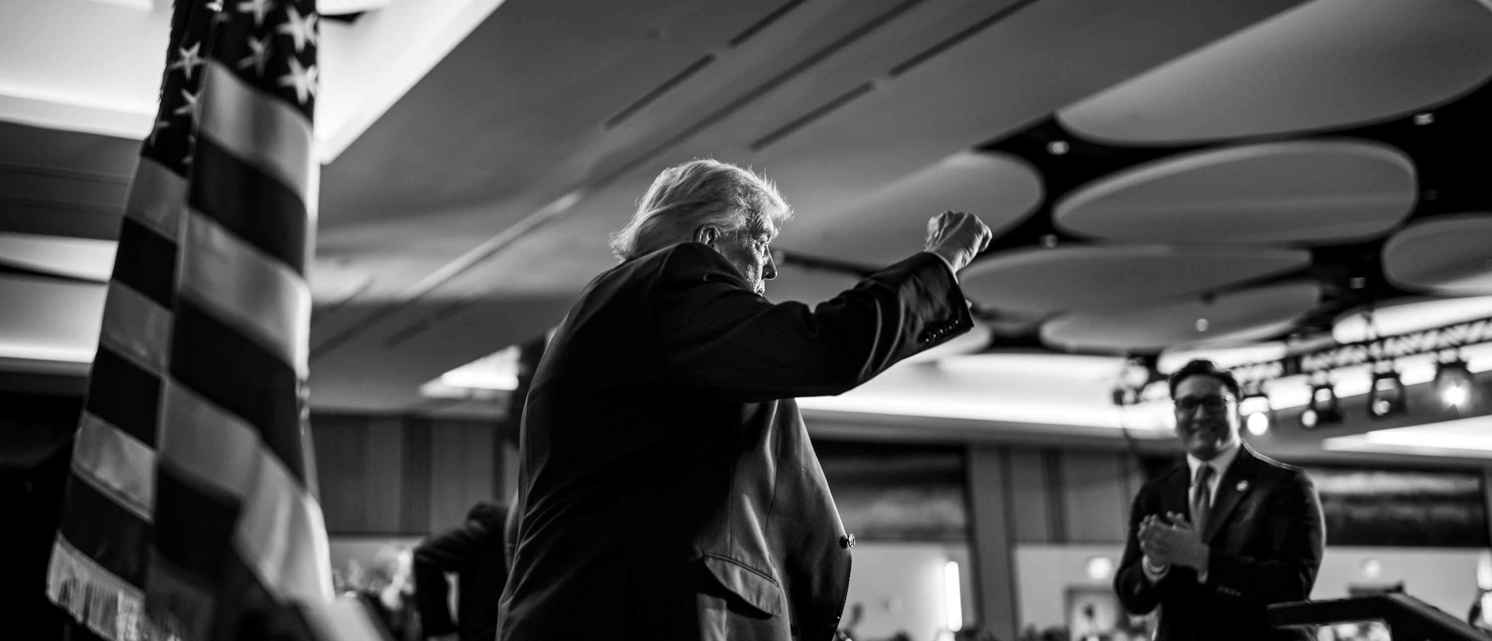 President Donald J. Trump attends a No Tax on Tips roundtable at the AC Hotel Las Vegas Symphony Park, Thursday, April 16, 2026, in Las Vegas, Nevada. (Official White House Photo by Daniel Torok)