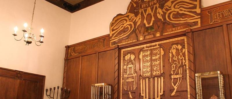 Antisemitic Graffiti Targets Mural at Pasadena Jewish Temple